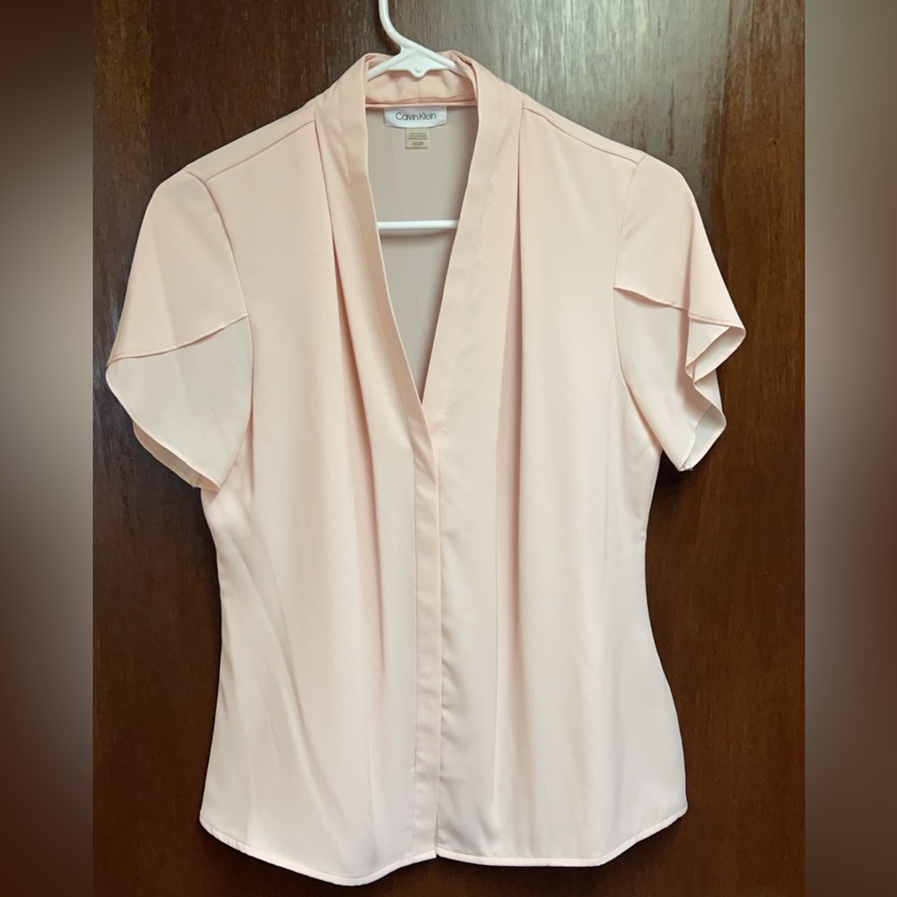 S - Calvin Klein Peach Blouse